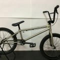 COLONY（コロニー）THE LIVING（ザ リビング）の自転車買取情報