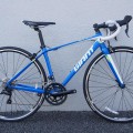 ジャイアントのデファイ 3 2015年（青）