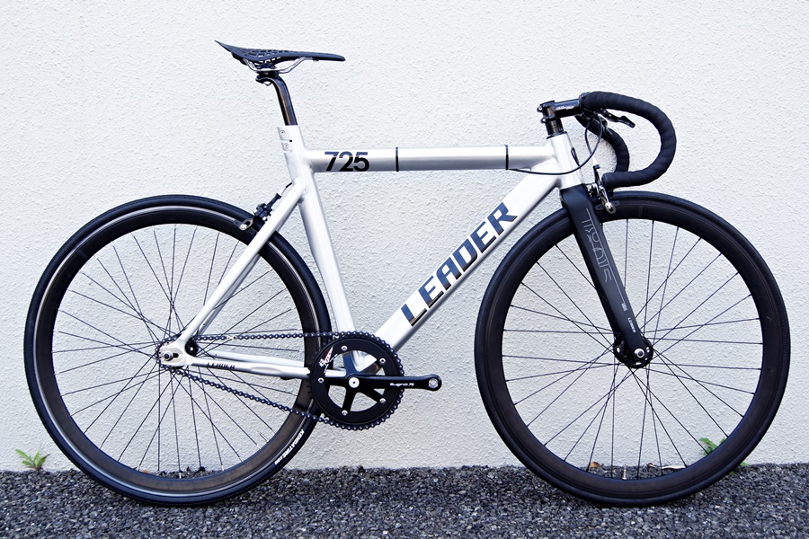 LEADER®725 / リーダー725完成車 | Leader® Japan Store