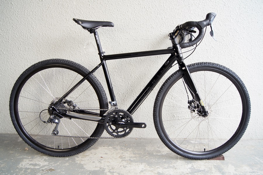 スポーツ自転車 MARIN ロンバード 型落ち カギ・ライト付き